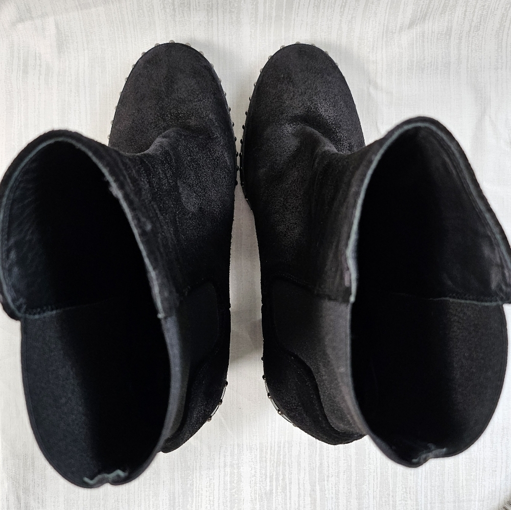 Rag & Bone Black Suede Studded Chelsea Booties Size 39 - Picture 7 of 16